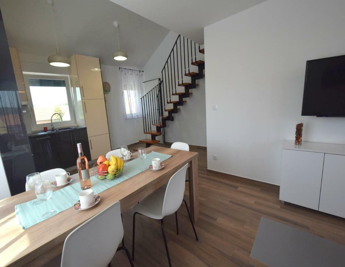 Apartments Medna Čižići المظهر الخارجي الصورة